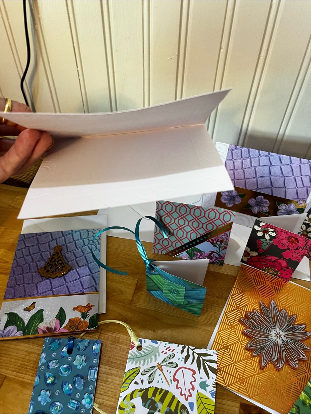 Hand Crafted 15 item bundle, cards and hang tags - Picture 8 of 9